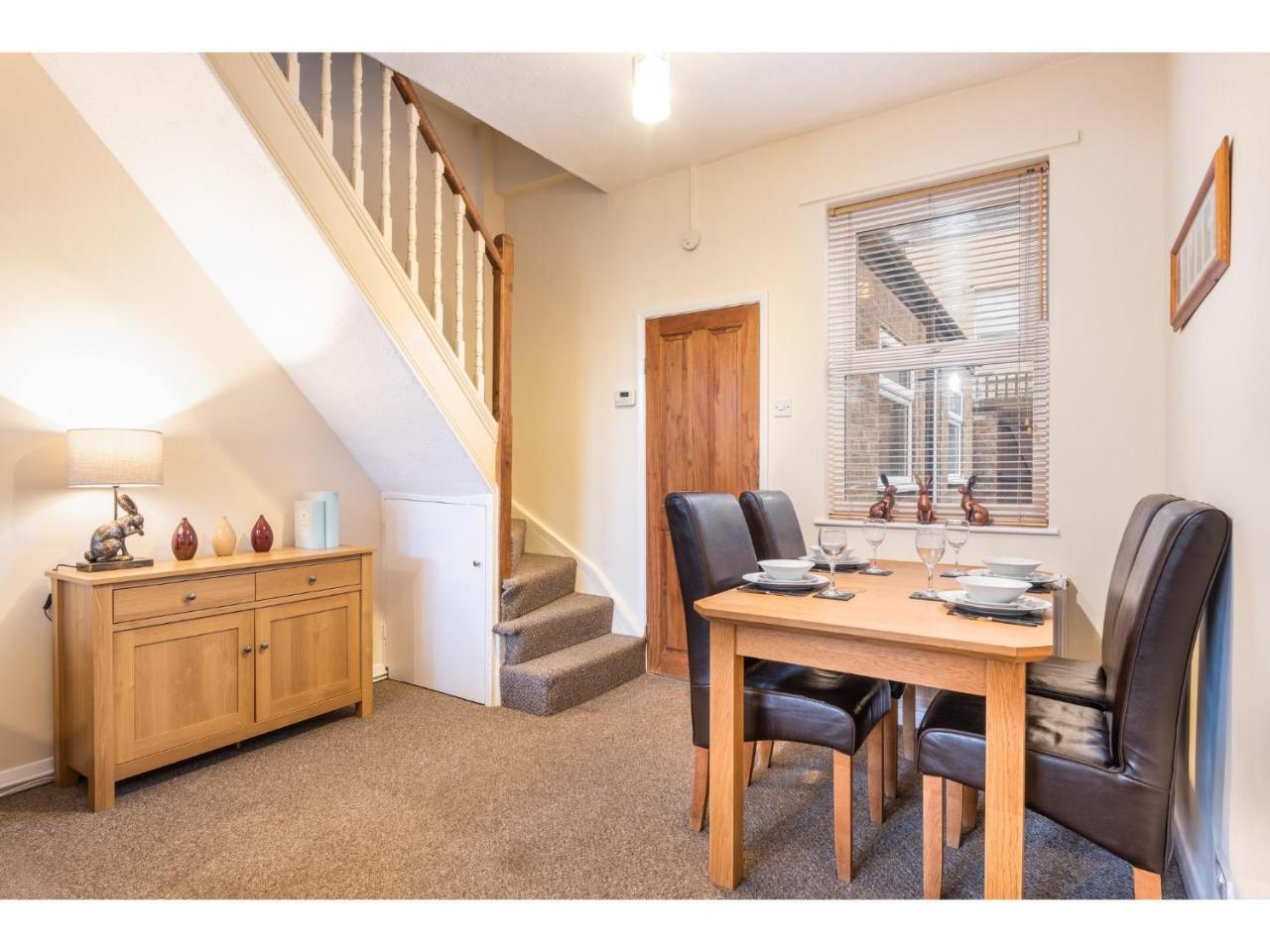 Fibre Broadband&FREE Street Parking, Sleeps 5 Apartamento York Exterior foto
