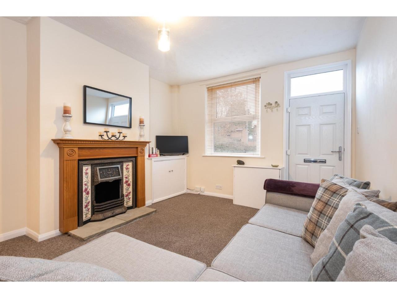 Fibre Broadband&FREE Street Parking, Sleeps 5 Apartamento York Exterior foto