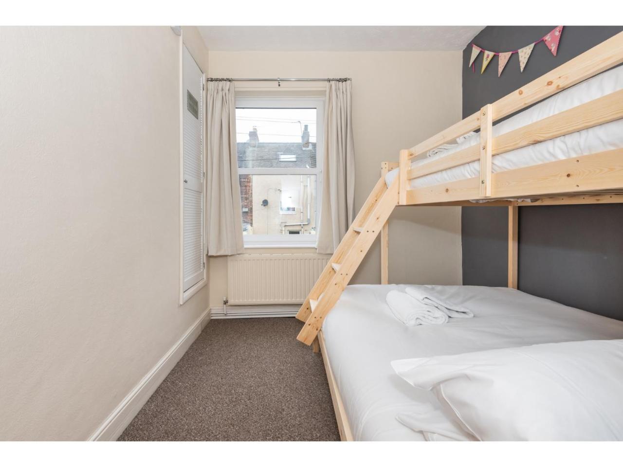 Fibre Broadband&FREE Street Parking, Sleeps 5 Apartamento York Exterior foto
